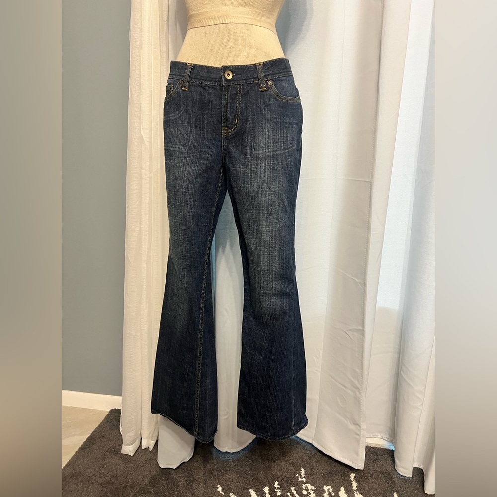 X2 Denim Laboratory Women’s Flare Jeans Size 8 Short  Dark Wash 70s Style